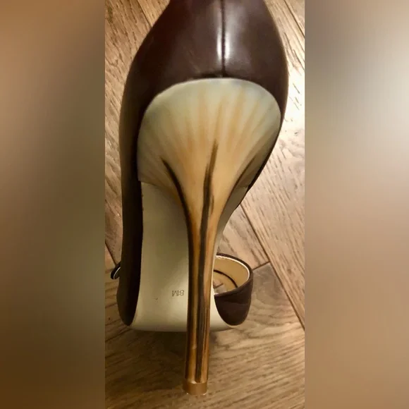 Gorgeous Womens Guess High Heels - Picture 3 of 12